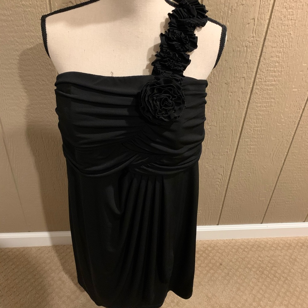 One shoulder cocktail dress